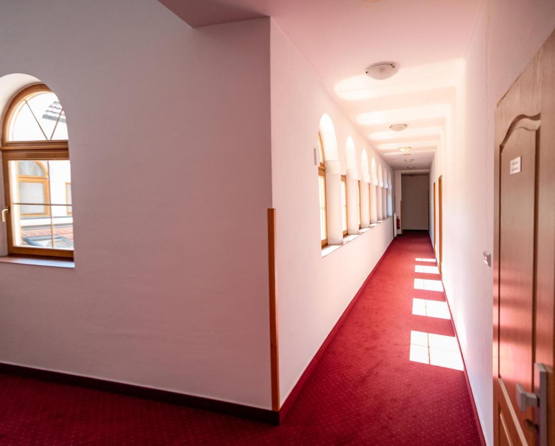 Grandhotel Sluchatko - Ex Zamecky Hotel Vranov nad Dyjí Eksteriør bilde
